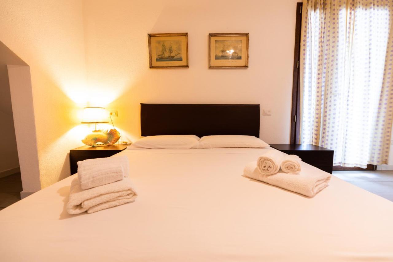 Theo'S Rooms 奧爾比亞 外观 照片